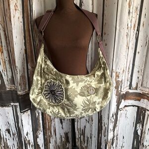 Decree Boho xl floral peace sign bag